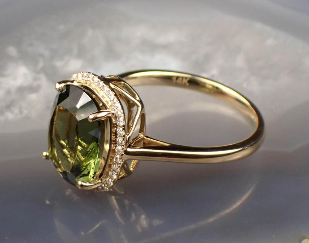 MOLDAVITE, DIAMOND AND FOURTEEN