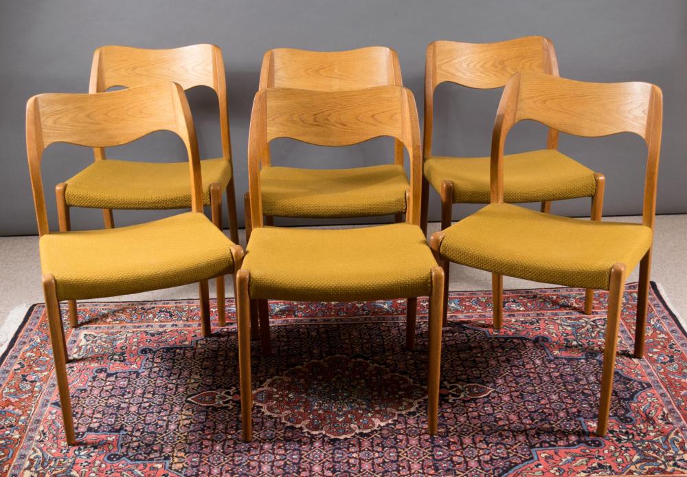 A SET OF SIX DANISH MODERN DINING 342b8a