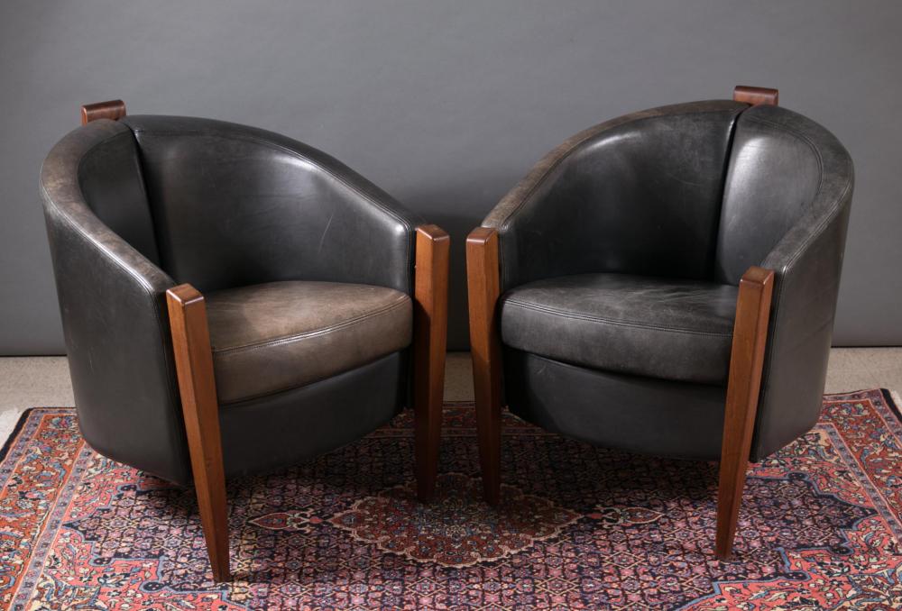 PAIR OF MODERNIST LEATHER CLUB 342b9c