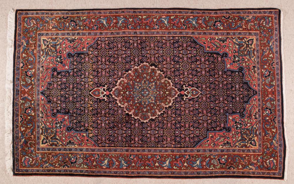 ANTIQUE PERSIAN BIDJAR AREA RUGANTIQUE 342c63