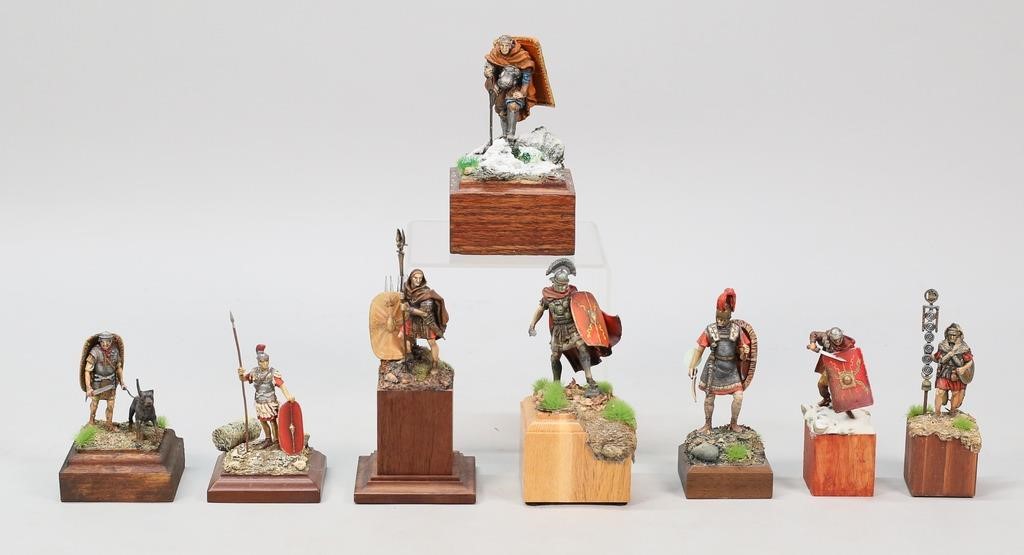 8 HAND PAINTED MILITARY MINIATURES ROMANS8