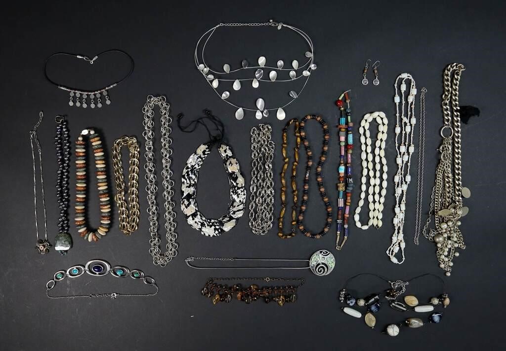 COLLECTION OF COSTUME JEWELRY NECKLACESStone,