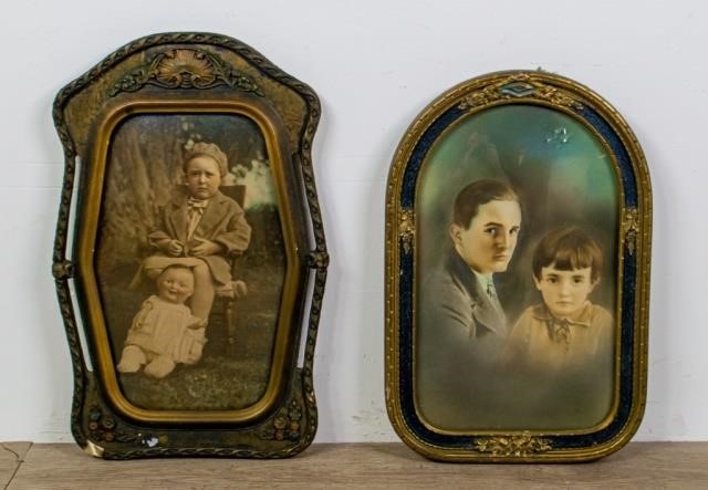 2 HAND PAINTED CARVED FRAMES2 3409d1