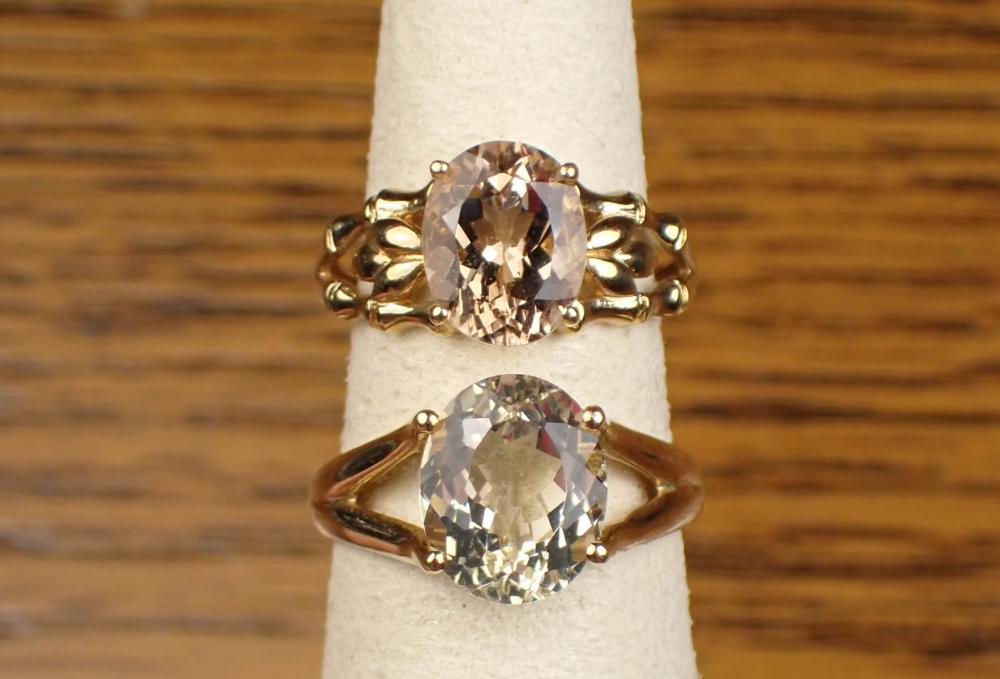 TWO YELLOW GOLD SOLITAIRE RINGSTWO 3409f4