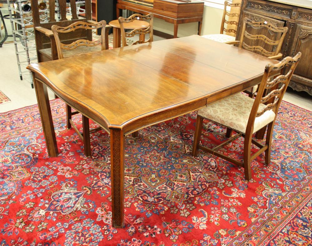 FEDERAL STYLE MAHOGANY DINING TABLE 3409f5