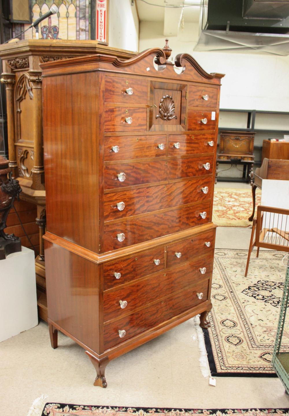 CHIPPENDALE STYLE MAHOGANY CHEST ON CHESTCHIPPENDALE 340a01