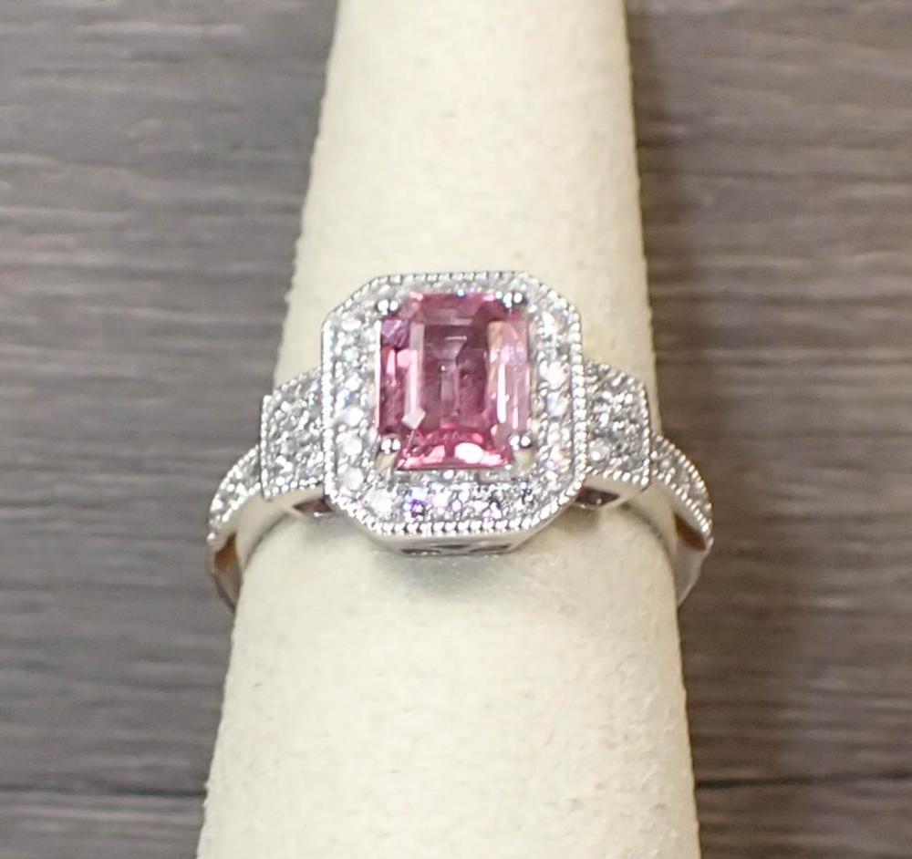 PINK SAPPHIRE DIAMOND AND PLATINUM 340a69