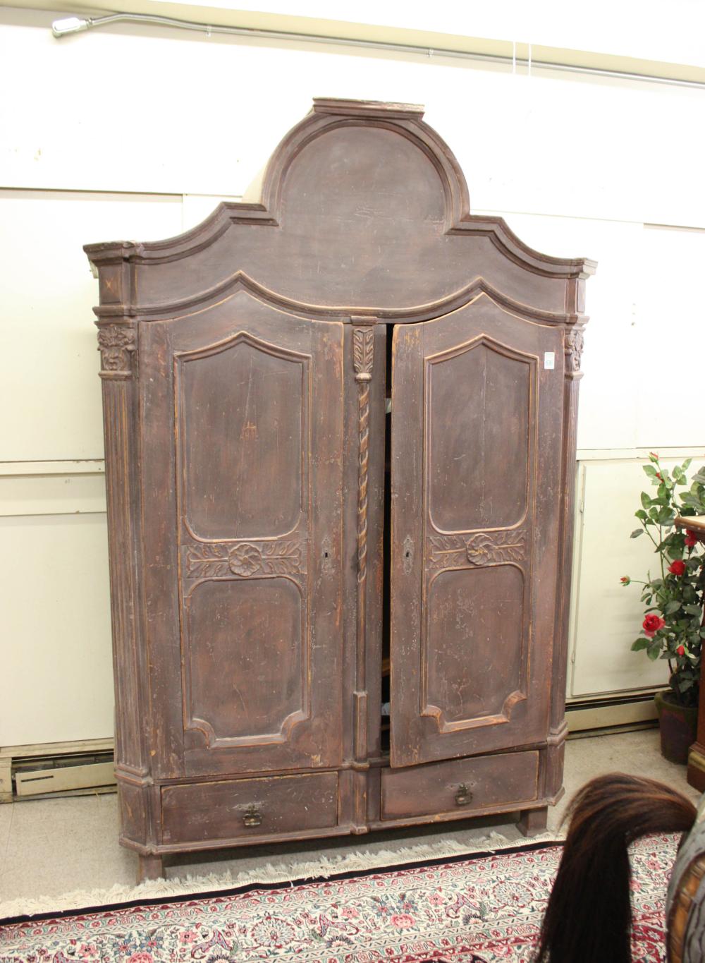 GUSTAVIAN ARMOIREGUSTAVIAN ARMOIRE  340af6