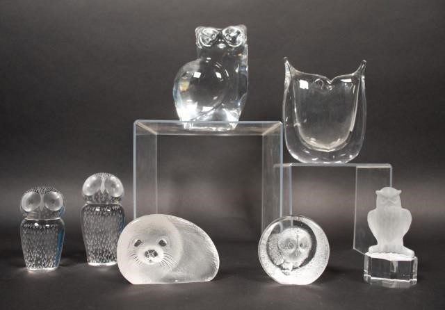 GROUPING OF 7 CRYSTAL ITEMSGrouping 340b09