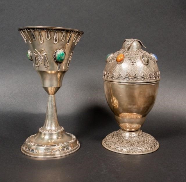 PAIR OF STERLING KIDDUSH CUPSSterling 340bba