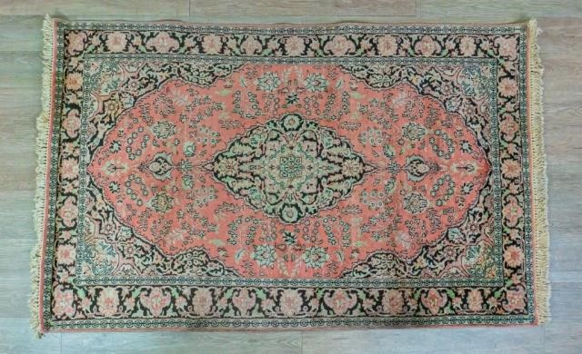 PERSIAN RUGPersian rug. Pink and