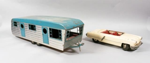 METAL TOY CAR AND TRAILERMetal