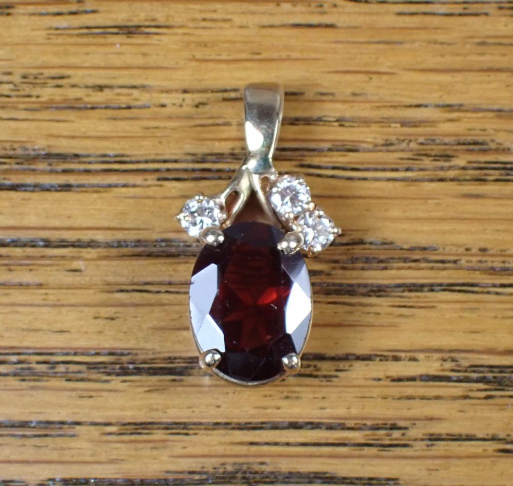 GARNET DIAMOND AND FOURTEEN KARAT 340d6d