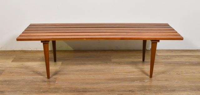 DANISH MODERN BENCHDanish Modern 340dce