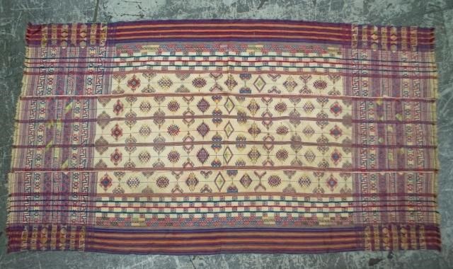 PERSIAN TEXTILEPersian textile.

96"