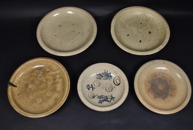 5 JAPANESE EARTHENWARE PLATTERS5