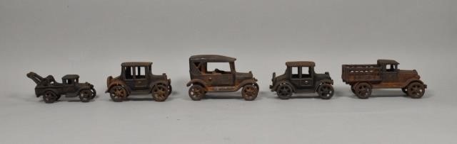 5 CAST IRON VEHICLES5 Cast iron vehicles;