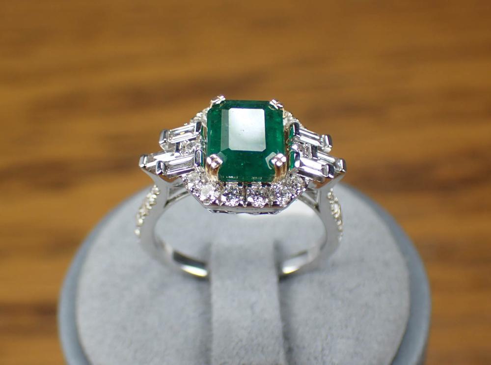 EMERALD DIAMOND AND FOURTEEN KARAT 340f34