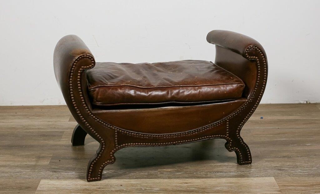 ENGLISH STYLE LIBRARY FOOTSTOOL