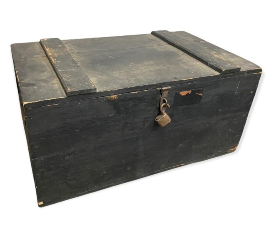 LEDOUX BLACK CRATE FROM NEW GUINEA