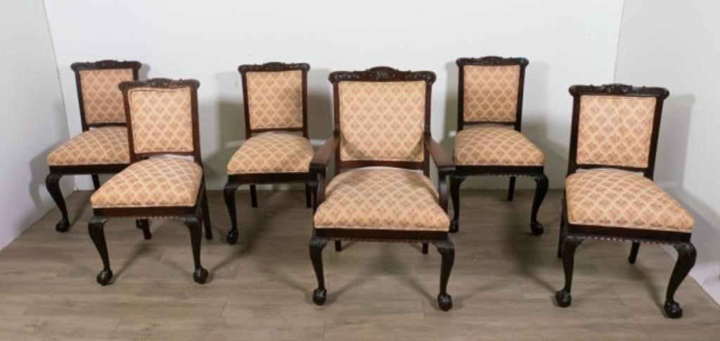SIX CHIPPENDALE STYLE DINING CHAIRSSix
