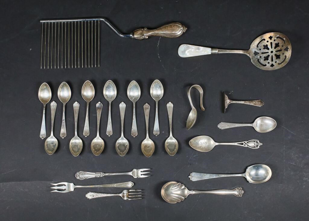 24 PIECES STERLING FLATWARE12 Watson 3411f0