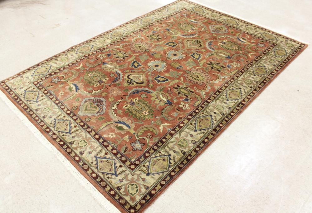HAND KNOTTED ORIENTAL CARPETHAND