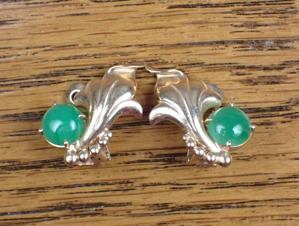 PAIR OF JADE AND FOURTEEN KARAT 34137b