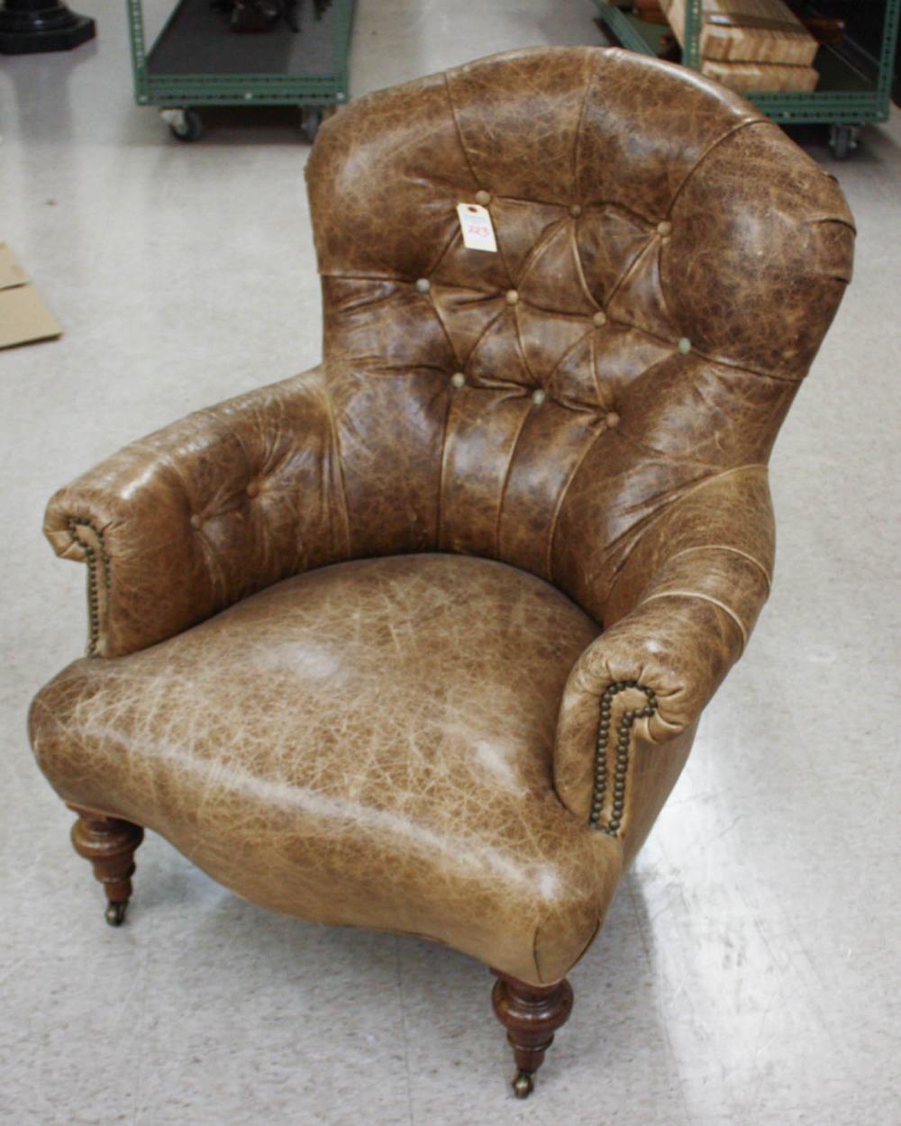 BROWN LEATHER EASY CHAIRBROWN LEATHER 34142e