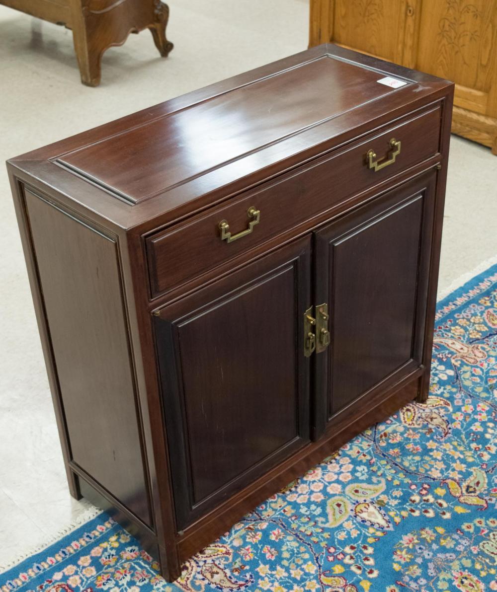 CHINESE ROSEWOOD CONSOLE CABINETCHINESE 34143f