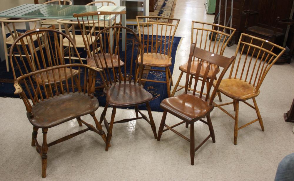 NINE ANTIQUE COUNTRY WINDSOR CHAIRSNINE 341444