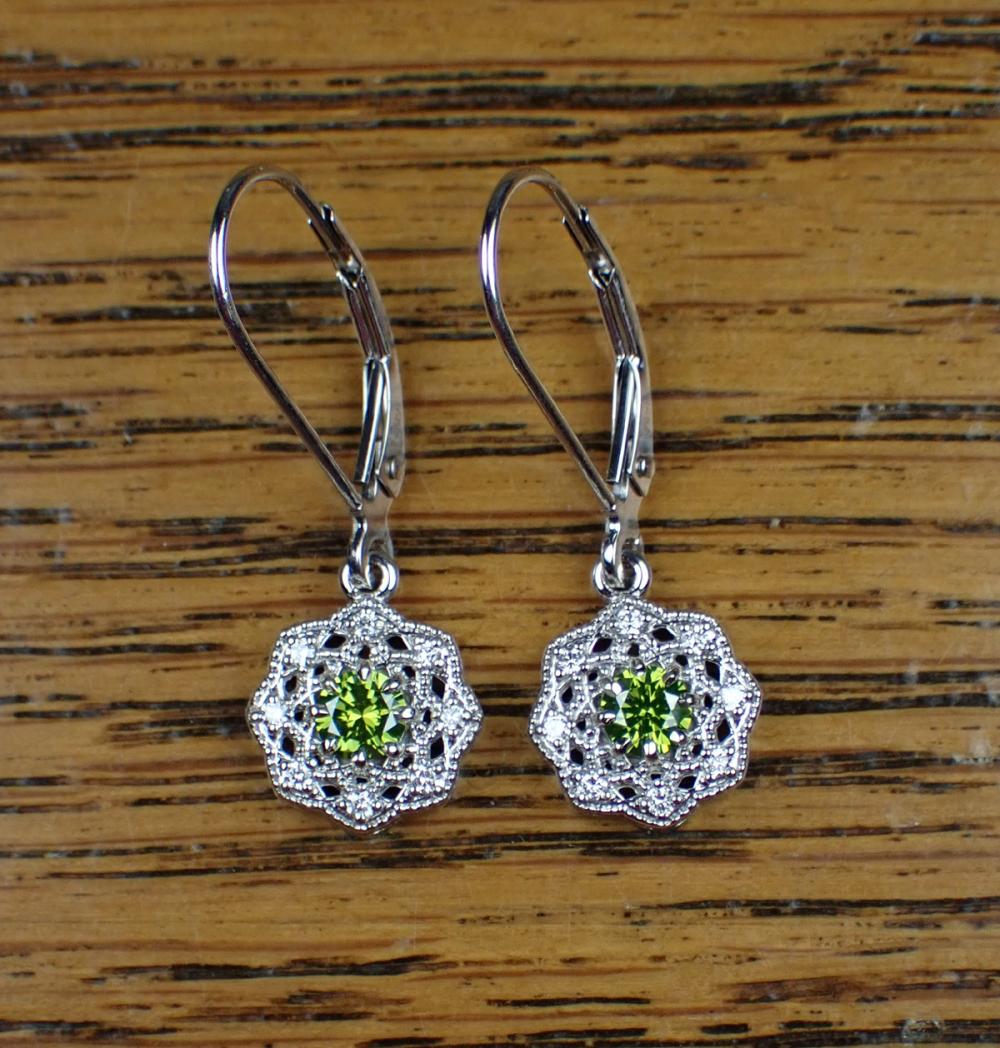 PAIR OF FANCY GREEN DIAMOND DANGLE 34146b