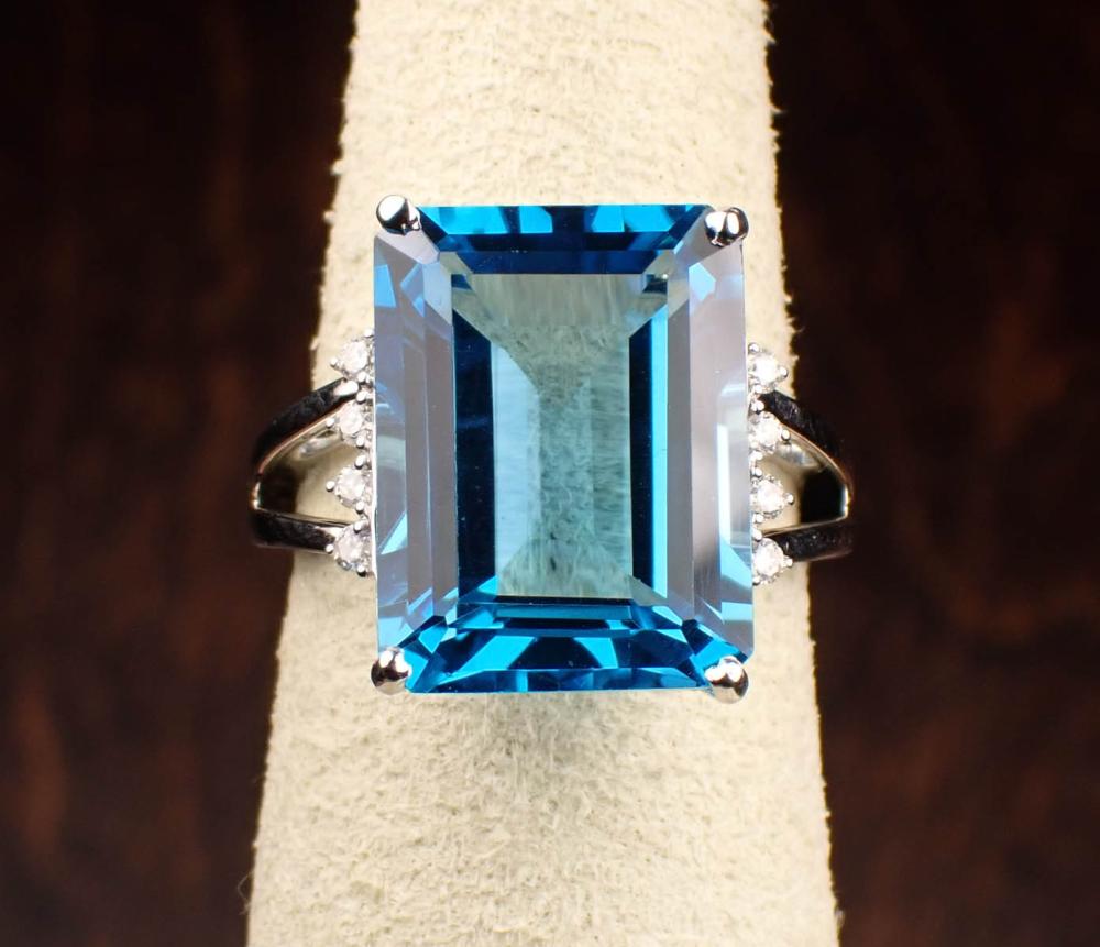 BLUE TOPAZ DIAMOND AND FOURTEEN 341612