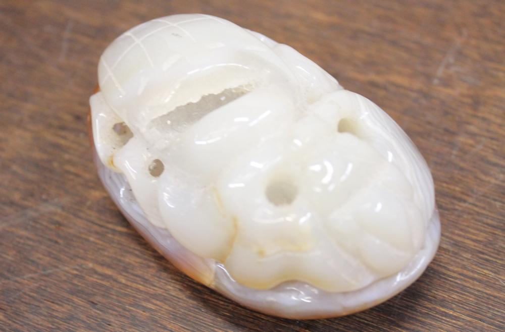 CHINESE CARVED ONYX NETSUKECHINESE 341660