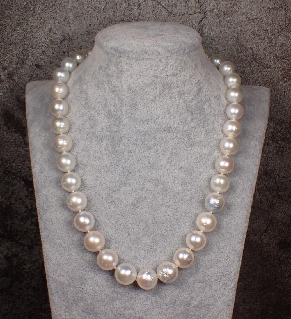SOUTH SEA PEARL AND GOLD NECKLACESOUTH 3416f8