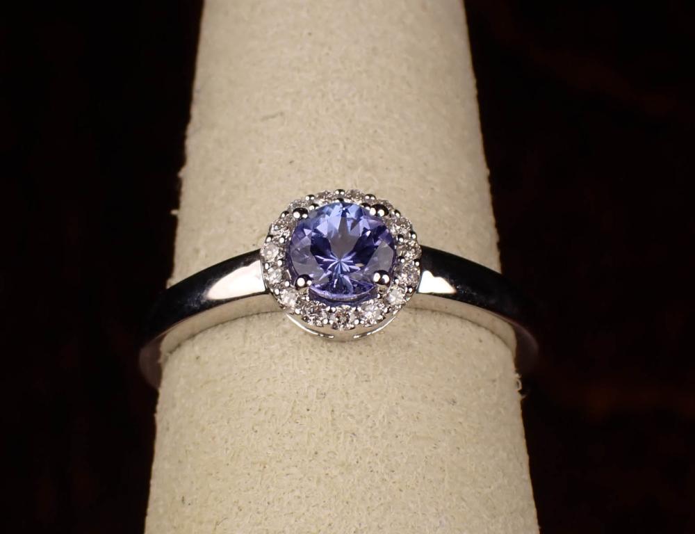 TANZANITE DIAMOND AND WHITE GOLD 341783