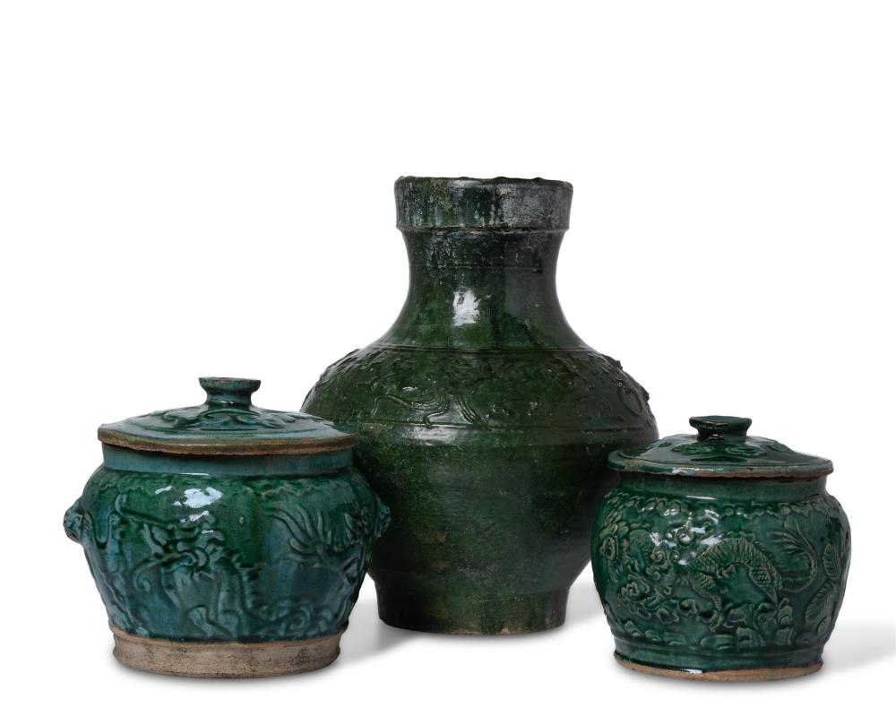 THREE CHINESE CERAMIC VESSELSThree 343f24