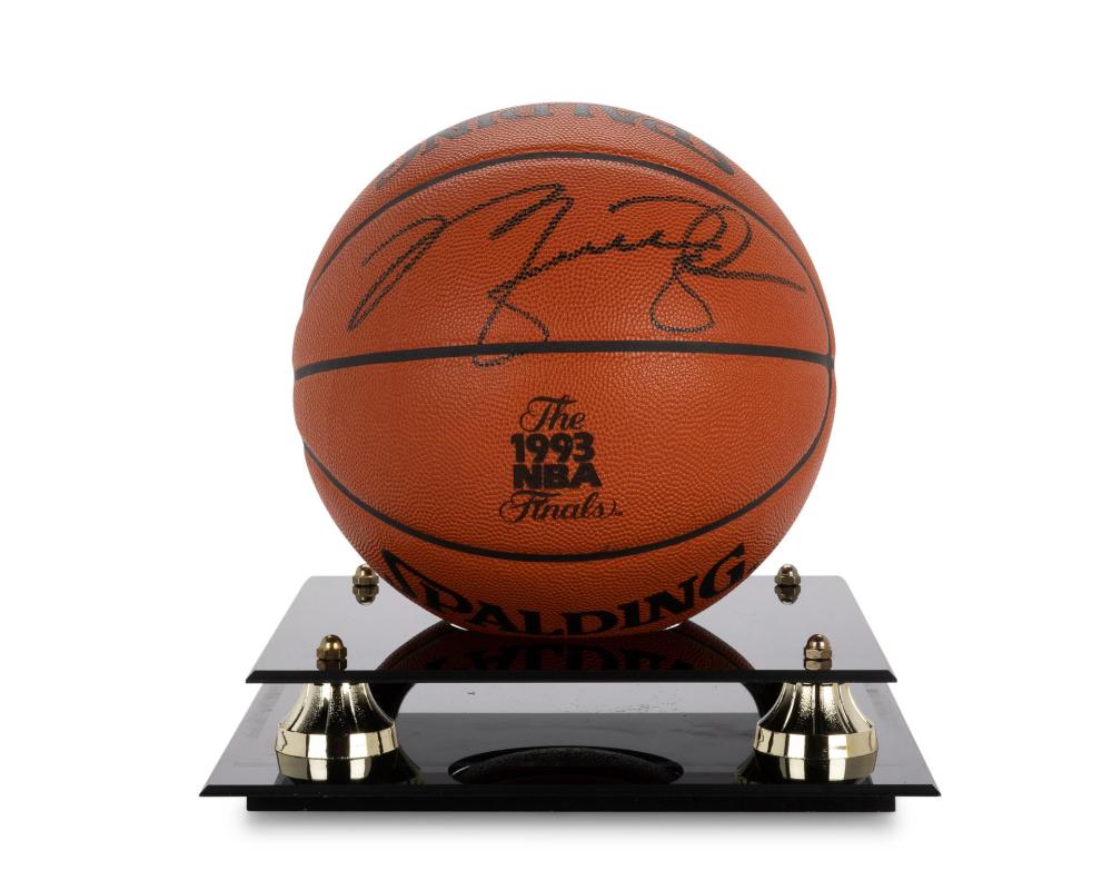 A 1993 SPAULDING NBA FINALS BALL SIGNED