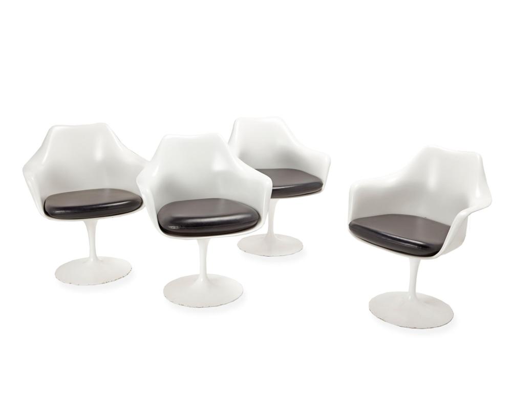 A SET OF TULIP CHAIRSA set of tulip 344314