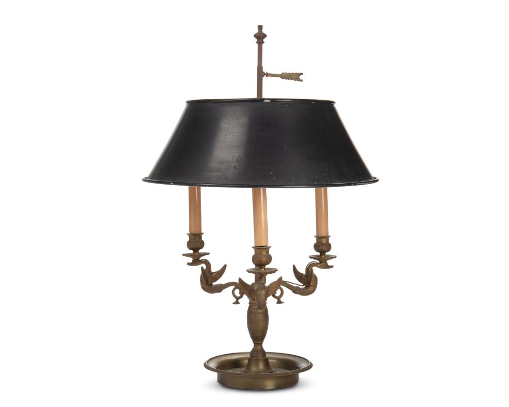 A FRENCH BOUILLOTTE TABLE LAMPA