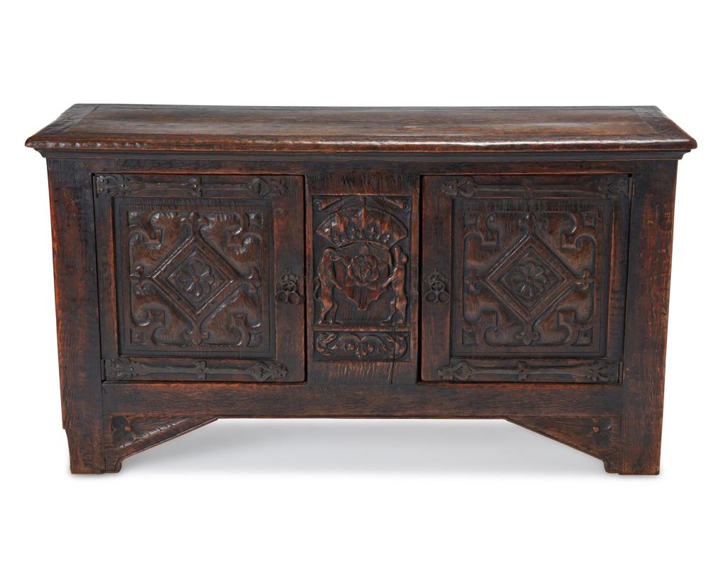 A RENAISSANCE STYLE CARVED OAK 34454b