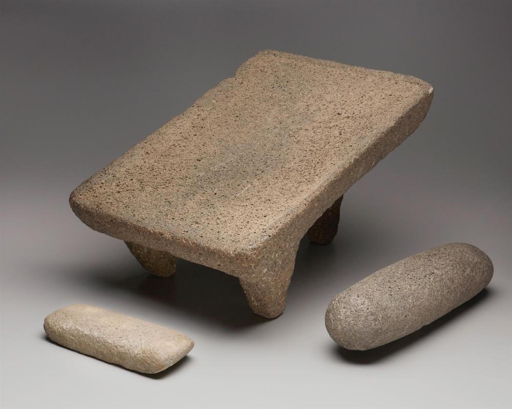 A MEXICAN MANO AND METATE SETA Mexican