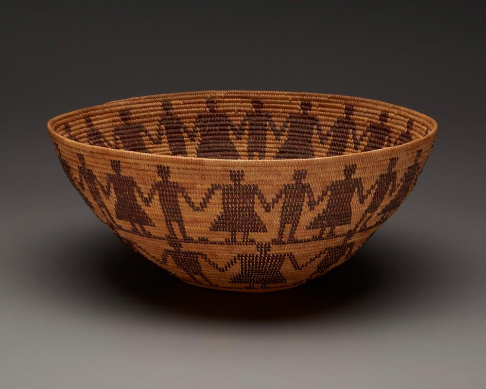 A POLYCHROME YOKUTS FRIENDSHIP BASKETA