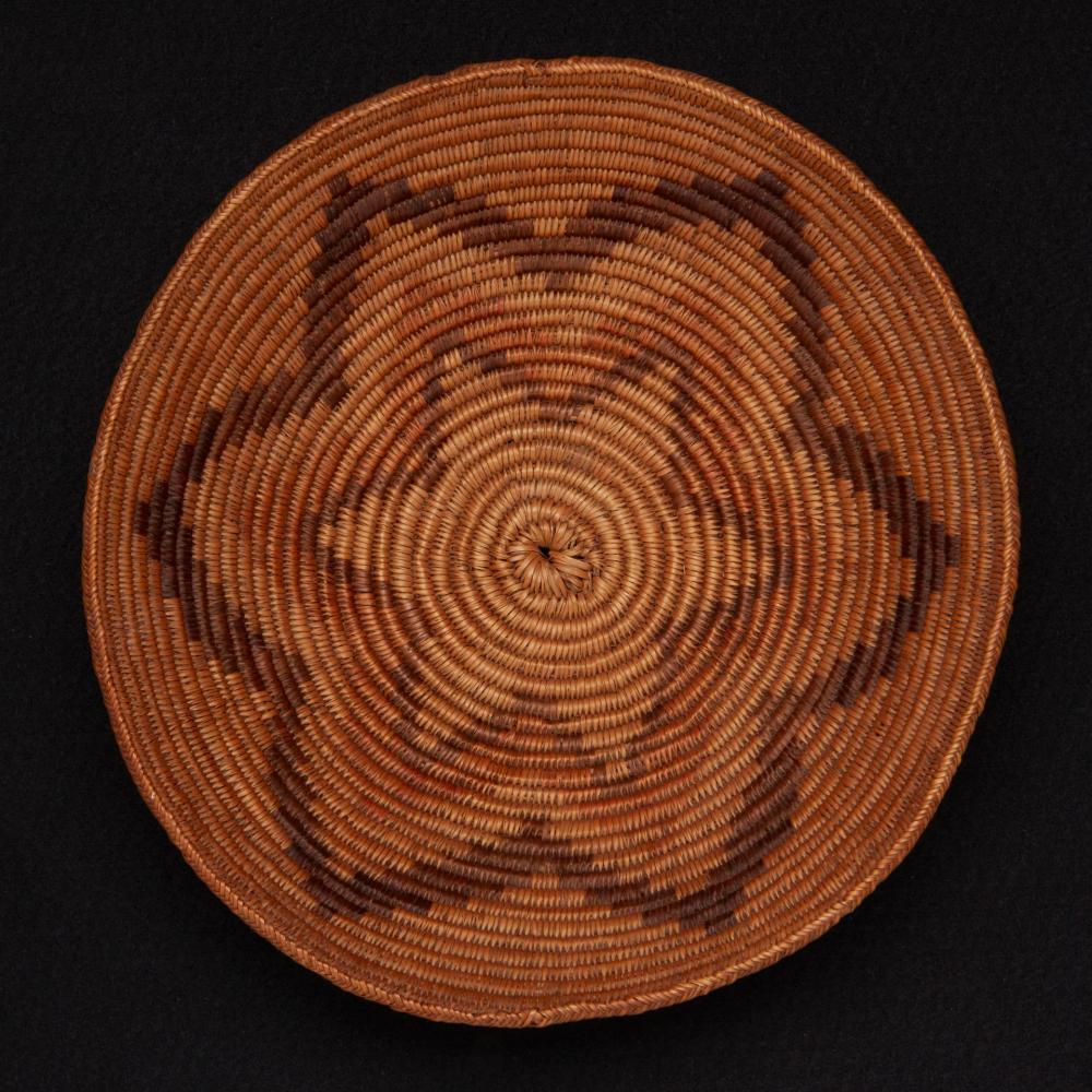 A NAVAJO WEDDING BASKETA Navajo 3447c7