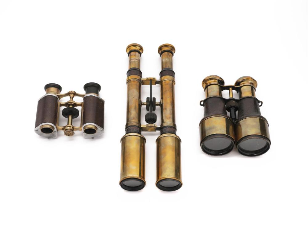 A GROUP OF THREE VINTAGE BINOCULARS