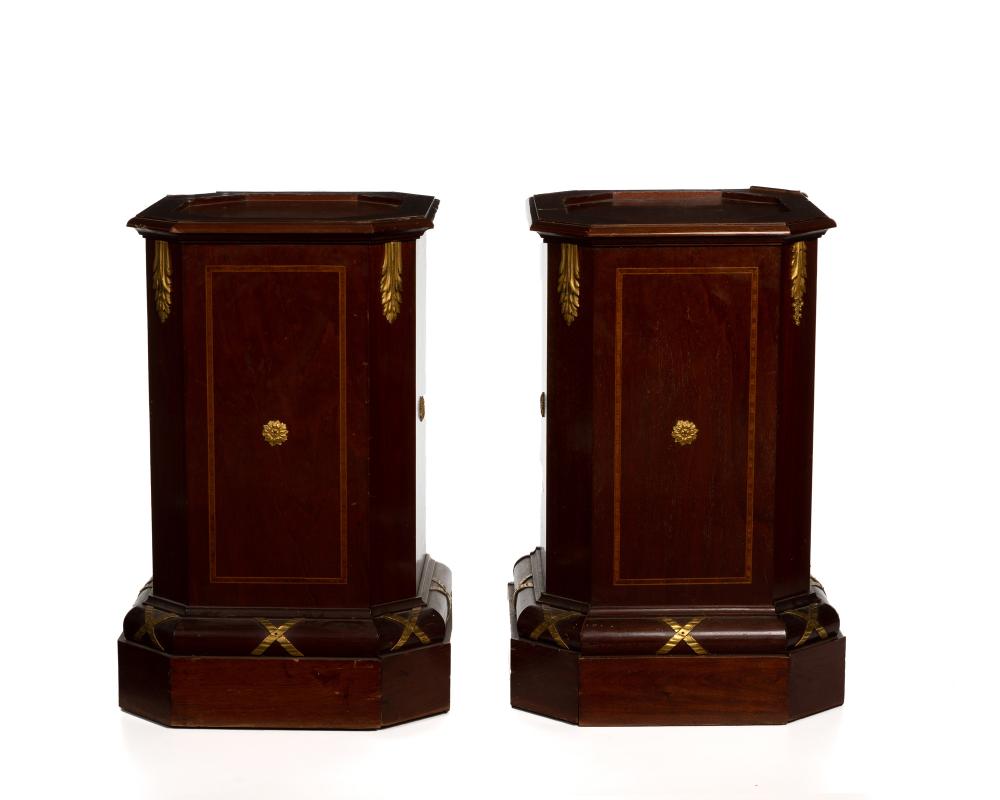 A PAIR OF FRENCH LOUIS XVI-STYLE
