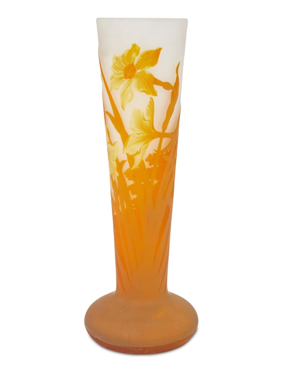 A LARGE GALL CAMEO GLASS DAFFODILS  344d17