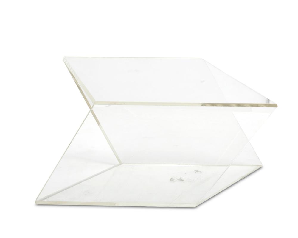 A CLEAR LUCITE COCKTAIL TABLEA 344d5f