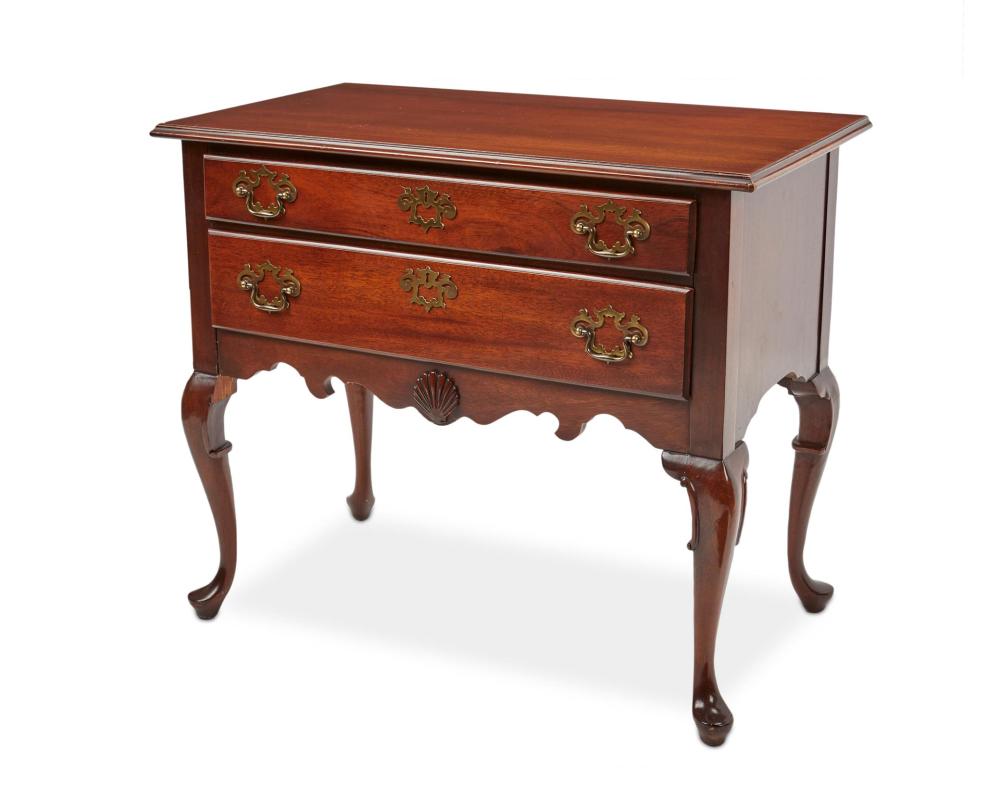 AN ENGLISH QUEEN ANNE STYLE TWO DRAWER 344d70