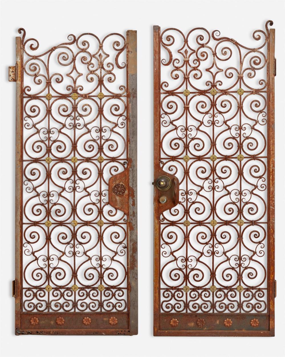 A PAIR OF WROUGHT IRON GARDEN GATESA 344f50